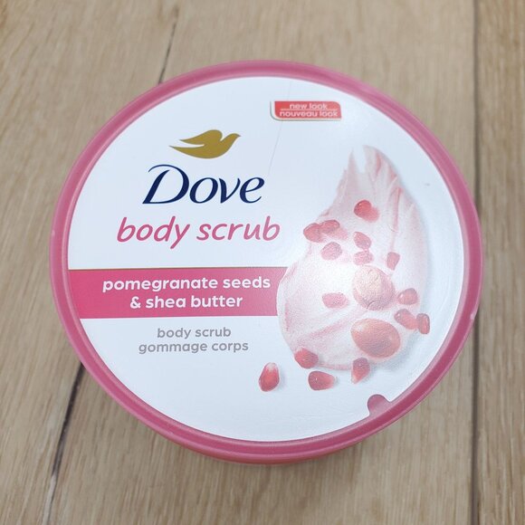 Dove Body Scrub Pomegranate & Shea Butter 10.5 oz New Exfoliating Polish Bath - Picture 1 of 12